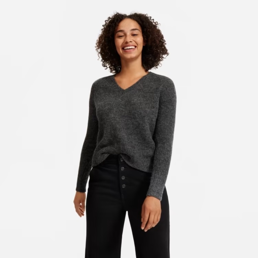ISO Everlane Alpaca V-neck Charcoal Size M